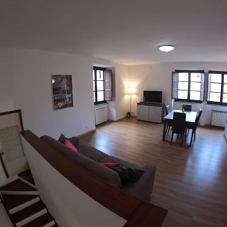 Milton House Arezzo