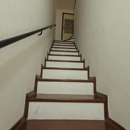 Apartment Milton House Arezzo