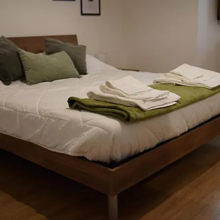 Milton House * Arezzo